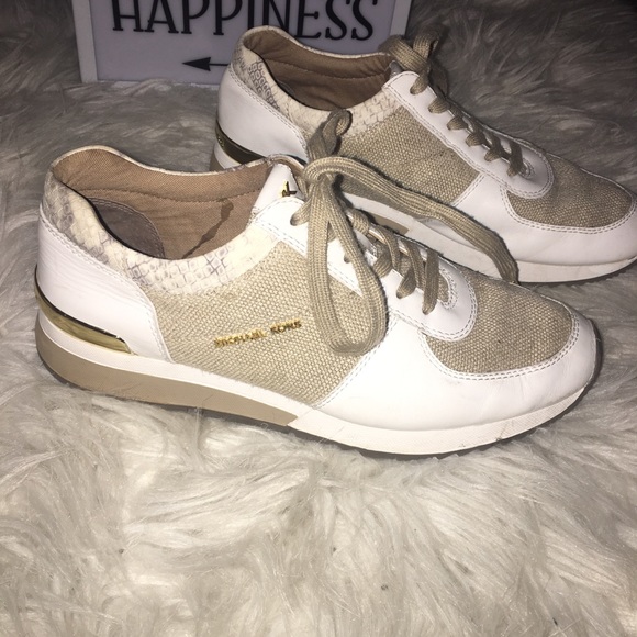 Michael Kors Shoes - ✨Michael Kors Tennis Shoes ✨
